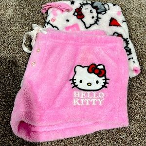 Set of 2 Hello Kitty sleep shorts